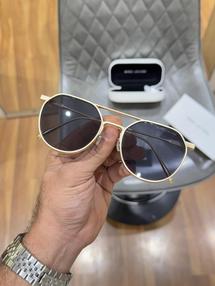 Ma_rc_jaco_bs_metal_gold_black