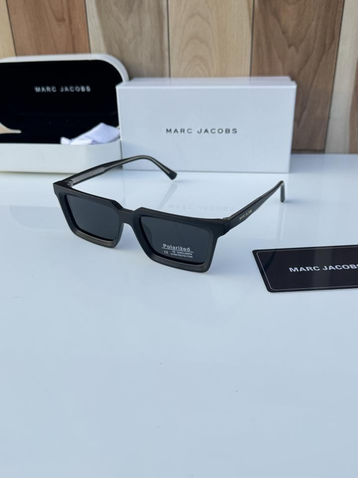 Ma_rc_jac_obs_11017_black